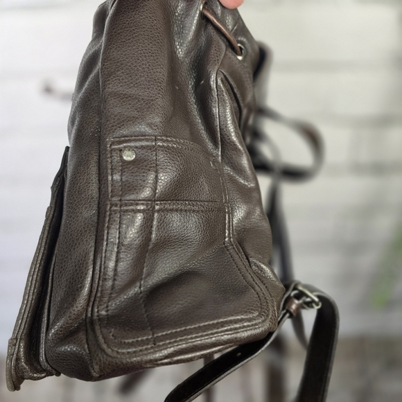 Relic Brown Backpack Bag Smooth Leather Everyday Style Great Condition - Picture 2 of 6